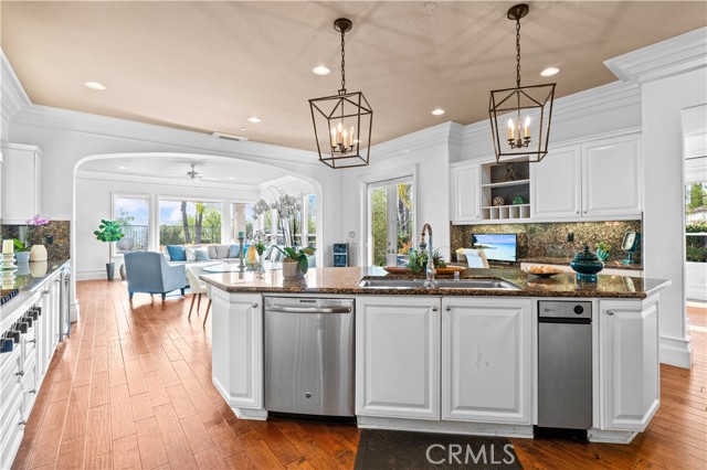 3 Hubbard Way, Coto de Caza CA: https://media.crmls.org/medias/e6f31930-3ed5-4553-9b43-3e15b8e86142.jpg