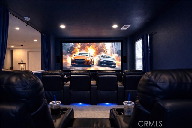 Detail Gallery Image 6 of 32 For 63 Volta Del Tintori, Lake Elsinore,  CA 92532 - 5 Beds | 4/1 Baths