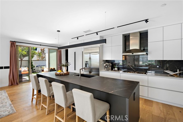 26 Cache Street, Rancho Mission Viejo CA: https://media.crmls.org/medias/e6f4dfc2-32ad-4eac-96cc-ca0561e87d64.jpg