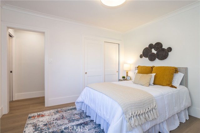 10133 Whitaker Avenue, Granada Hills CA: https://media.crmls.org/medias/e6f560bb-ba90-4482-8caf-eddd4666c6a7.jpg