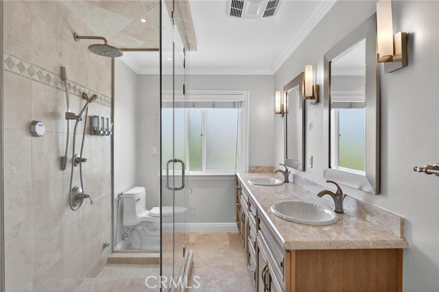 master bathroom with double sinks