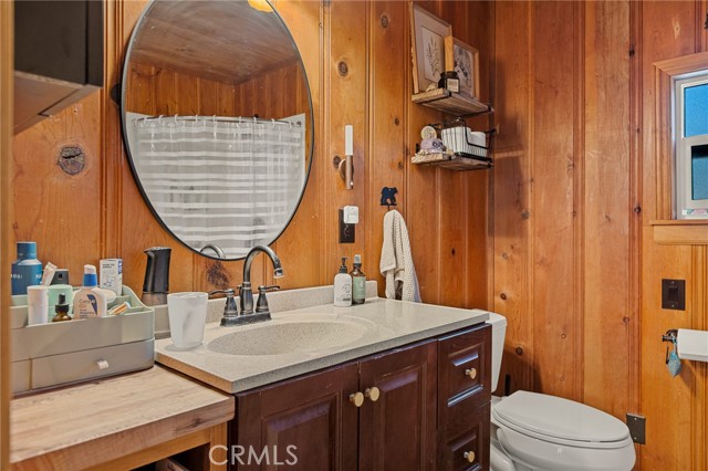 Detail Gallery Image 19 of 29 For 32135 West Dr, Running Springs,  CA 92382 - 2 Beds | 2 Baths