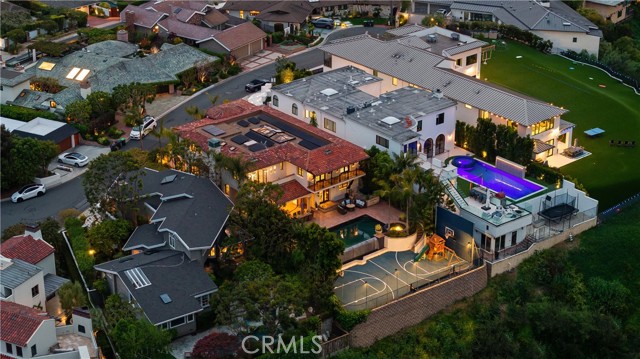 Image 51 of 54 For 445 Isabella Ter