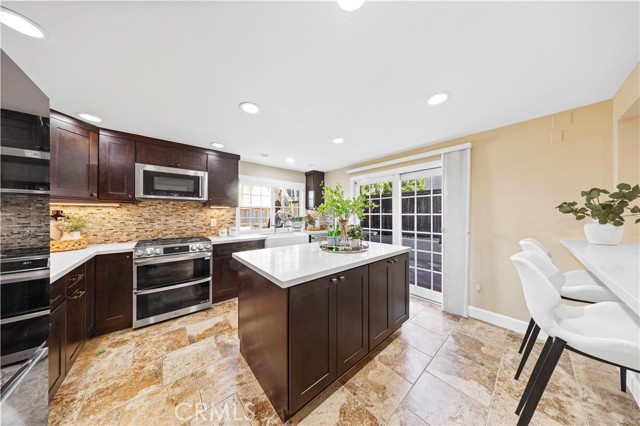 Detail Gallery Image 14 of 70 For 22351 Prairie Road, Lake Forest,  CA 92630 - 5 Beds | 2/1 Baths