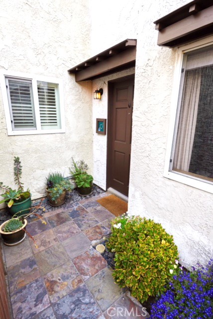 Detail Gallery Image 17 of 22 For 322 19th St #C,  Huntington Beach,  CA 92648 - 2 Beds | 1 Baths