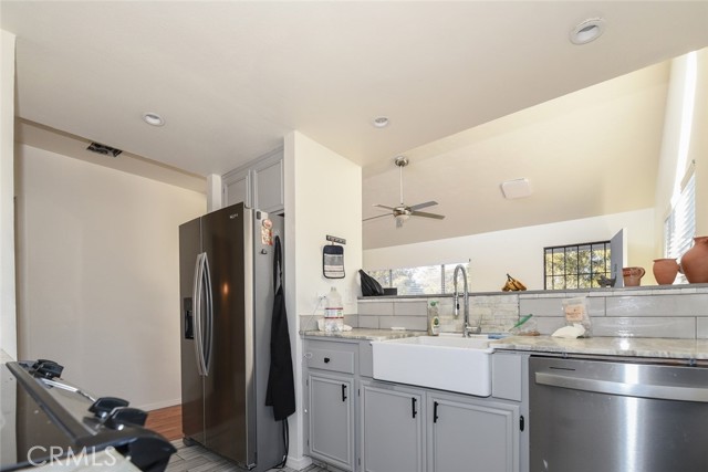 Detail Gallery Image 9 of 15 For 1271 34th St #33,  San Diego,  CA 92102 - 1 Beds | 1 Baths
