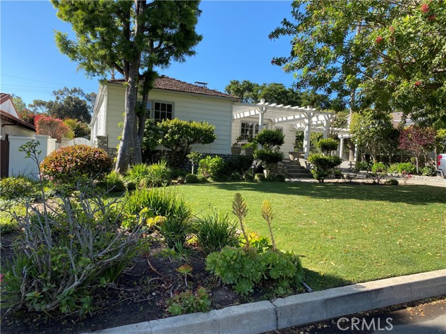 4004 Via Gavilan, Palos Verdes Estates, California 90274, 4 Bedrooms Bedrooms, ,3 BathroomsBathrooms,Residential,Sold,Via Gavilan,SB22060253