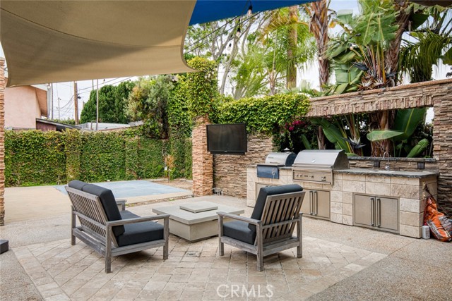 22224 Reynolds Drive, Torrance CA: https://media.crmls.org/medias/e6fa705c-fb22-498d-932e-47e2767df389.jpg