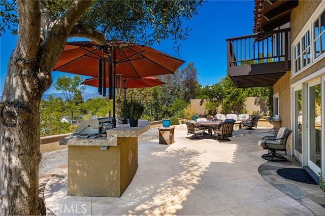 26811 Via Matador, Mission Viejo CA: https://media.crmls.org/medias/e6fc04c0-6960-4f28-b3c8-906e415a2932.jpg