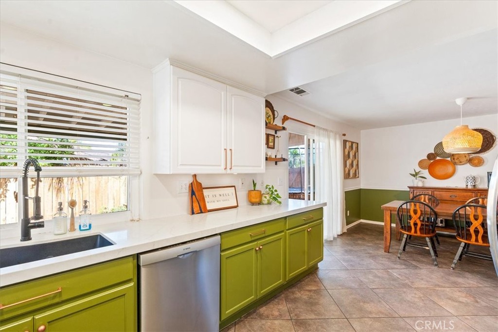 1668 Kenora - photo 12