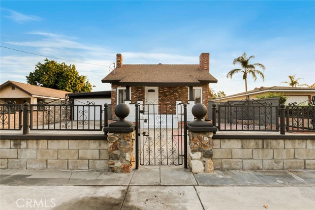 Detail Gallery Image 37 of 43 For 818 W 11th St, Pomona,  CA 91766 - 2 Beds | 2 Baths