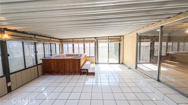 1702 E Bach Street, Carson CA: https://media.crmls.org/medias/e6fcf160-5c3e-4378-bb36-7907b9981d3f.jpg