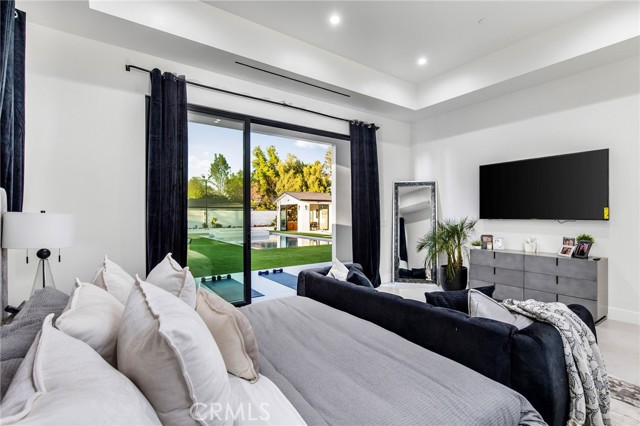 Detail Gallery Image 41 of 75 For 22745 Califa St, Woodland Hills,  CA 91367 - 5 Beds | 4 Baths