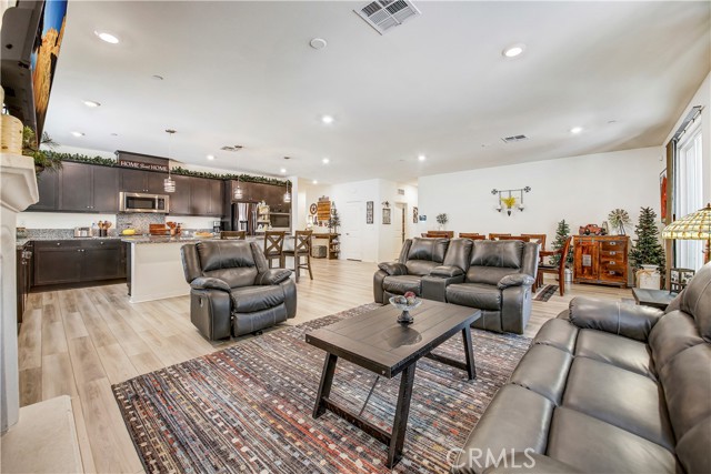 Detail Gallery Image 12 of 33 For 27116 Great Plains Ct, Menifee,  CA 92585 - 4 Beds | 2 Baths