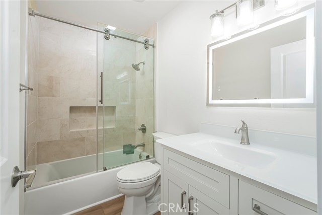 15071 Talley Street, Irvine CA: https://media.crmls.org/medias/e6fe487d-0d81-418b-970c-d32d592f66d1.jpg