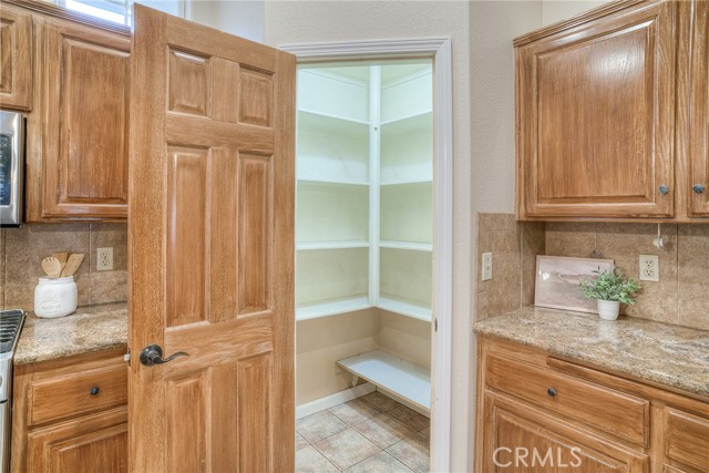 Detail Gallery Image 14 of 58 For 2950 Foothill Blvd, Oroville,  CA 95966 - 3 Beds | 3 Baths