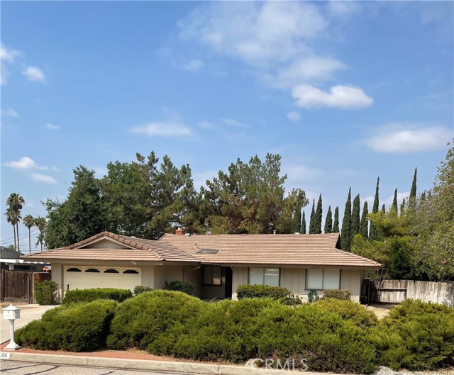 6166 Orange Knoll Ave, San Bernardino, CA 92404