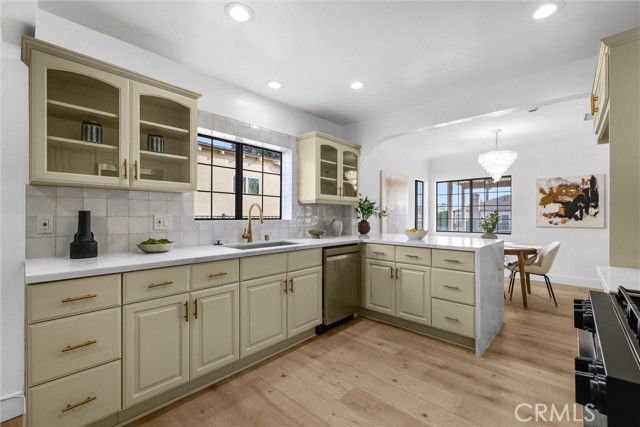 Detail Gallery Image 14 of 51 For 5349 Allan, Los Angeles,  CA 90032 - 5 Beds | 4 Baths