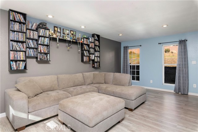 Detail Gallery Image 27 of 37 For 16055 29th, Clearlake,  CA 95422 - 3 Beds | 2/1 Baths