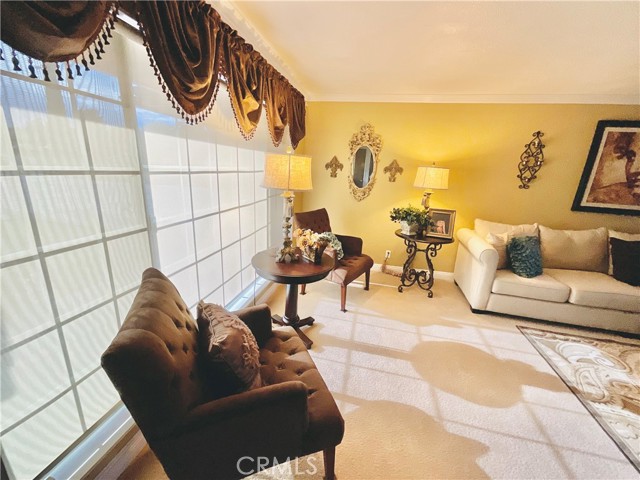 10195 Shangri La Avenue, Hesperia CA: https://media.crmls.org/medias/e7021aee-5725-45b0-b1a1-f9285aaa26d4.jpg