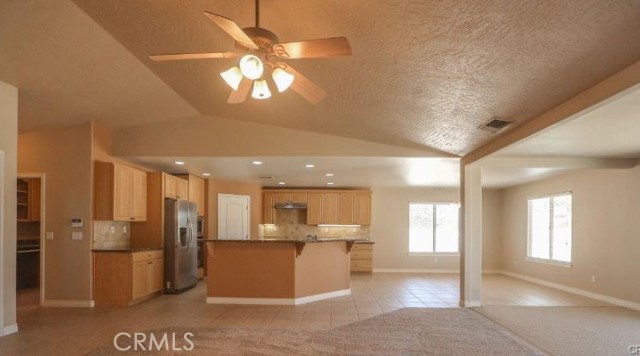 Detail Gallery Image 10 of 23 For 19904 Talihina Rd, Apple Valley,  CA 92307 - 3 Beds | 2/1 Baths