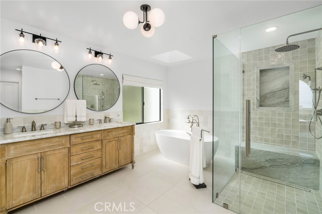 24743 Vantage Point Terrace, Malibu CA: https://media.crmls.org/medias/e7037b54-485e-4651-a5dc-778d25d16d72.jpg