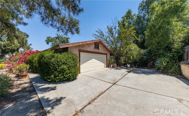 26600 Rio Vista Drive, Hemet CA: https://media.crmls.org/medias/e703a6ef-2a65-4ce1-9de6-76af734ba9db.jpg
