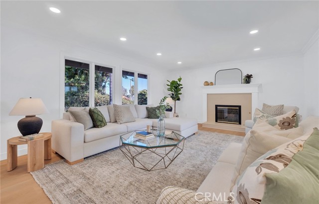 4962 Silver Arrow, Rancho Palos Verdes, California 90275, 4 Bedrooms Bedrooms, 0 ,2 BathroomsBathrooms,Residential,For Sale,Silver Arrow,0,SB26172354