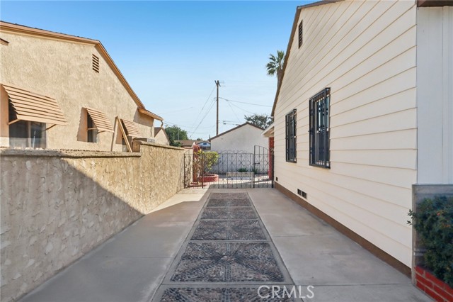 Detail Gallery Image 5 of 23 For 7406 Norwalk, Whittier,  CA 90606 - 2 Beds | 1 Baths