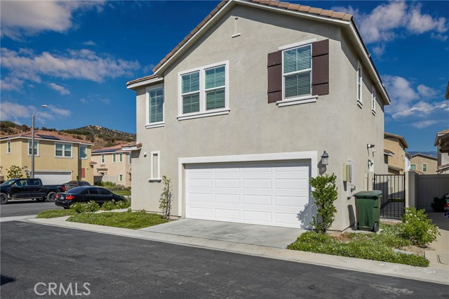 Detail Gallery Image 3 of 40 For 17181 Gray Pine Pl, San Bernardino,  CA 92407 - 3 Beds | 2/1 Baths