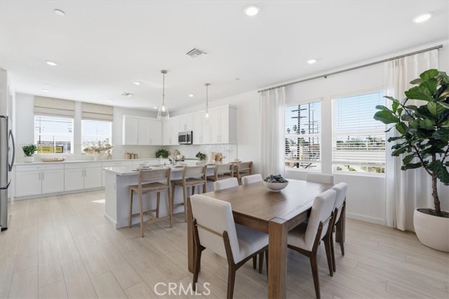 Detail Gallery Image 11 of 30 For 11442 Clover Ln, El Monte,  CA 91731 - 4 Beds | 3/1 Baths