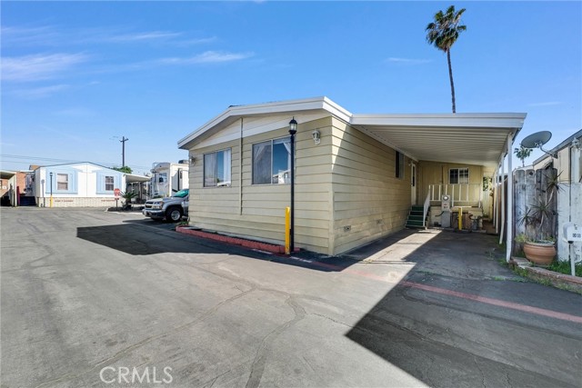 Detail Gallery Image 3 of 22 For 716 N Grand Ave. #D7,  Covina,  CA 91724 - 2 Beds | 2 Baths