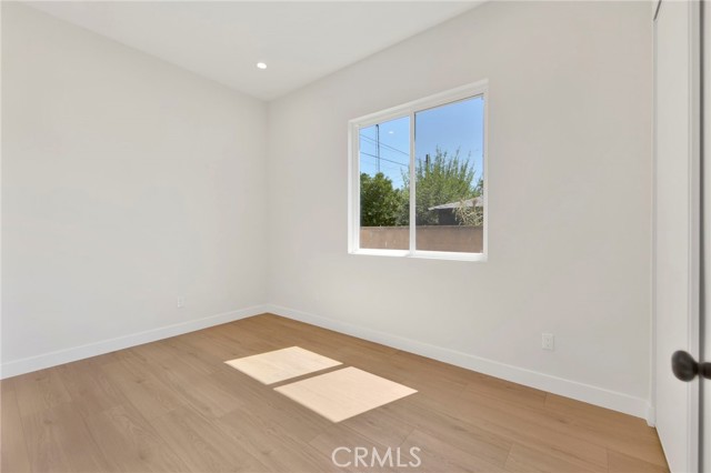 Detail Gallery Image 7 of 12 For 6710 1/2 Saint Clair Ave, North Hollywood,  CA 91606 - 2 Beds | 2 Baths