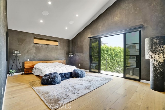 Detail Gallery Image 33 of 75 For 618 6th Ave, Venice,  CA 90291 - 4 Beds | 4 Baths