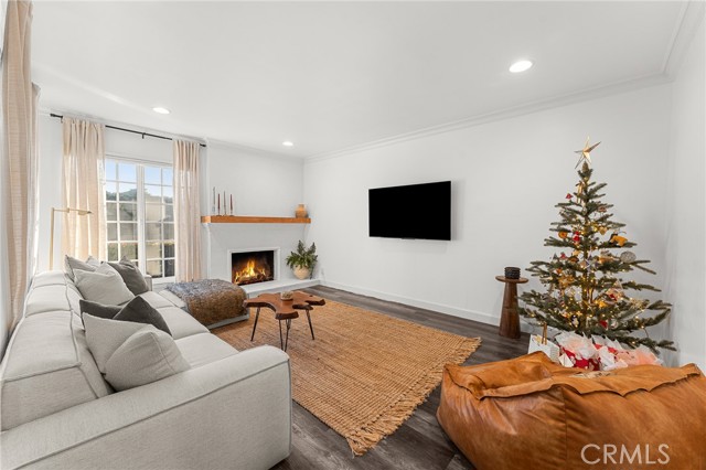 Detail Gallery Image 6 of 39 For 5006 Hampton Ct, Westminster,  CA 92683 - 2 Beds | 1/1 Baths