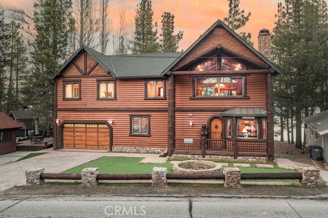 Detail Gallery Image 1 of 70 For 40202 Lakeview Dr, Big Bear Lake,  CA 92315 - 5 Beds | 3/1 Baths