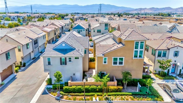 16145 Sandpiper Avenue, Chino CA: https://media.crmls.org/medias/e70b0a63-dad6-49b3-8598-7c71871f85ae.jpg