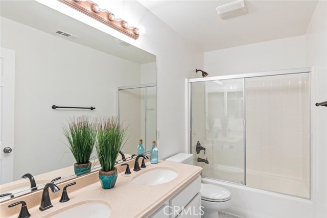 4262 Havenridge, Corona CA: https://media.crmls.org/medias/e70b4a12-85b5-4dd9-b7ad-b1b7f153b8a4.jpg