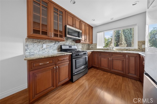 Detail Gallery Image 27 of 45 For 909 E Garfield #3,  Glendale,  CA 91205 - 2 Beds | 2 Baths