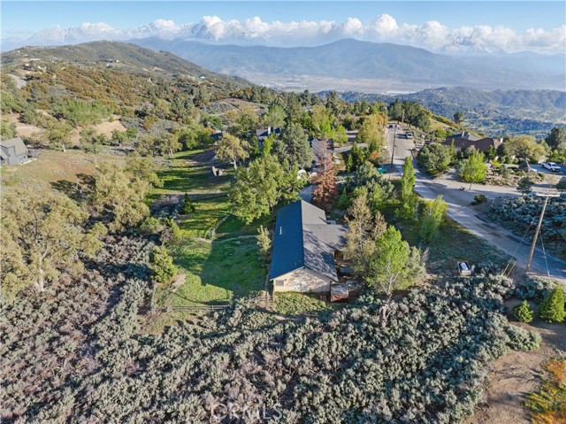 Detail Gallery Image 35 of 42 For 24980 Sunset Way, Tehachapi,  CA 93561 - 4 Beds | 2/1 Baths