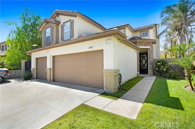 Detail Gallery Image 1 of 26 For 17818 Maplehurst Pl, Canyon Country,  CA 91387 - 4 Beds | 3 Baths