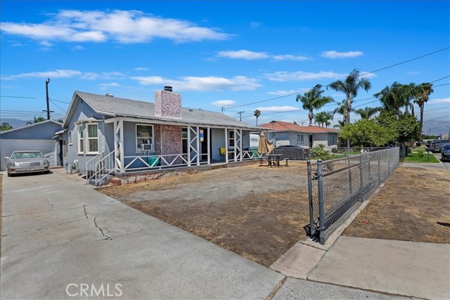 Detail Gallery Image 3 of 19 For 24976 7th St, San Bernardino,  CA 92410 - 2 Beds | 1 Baths