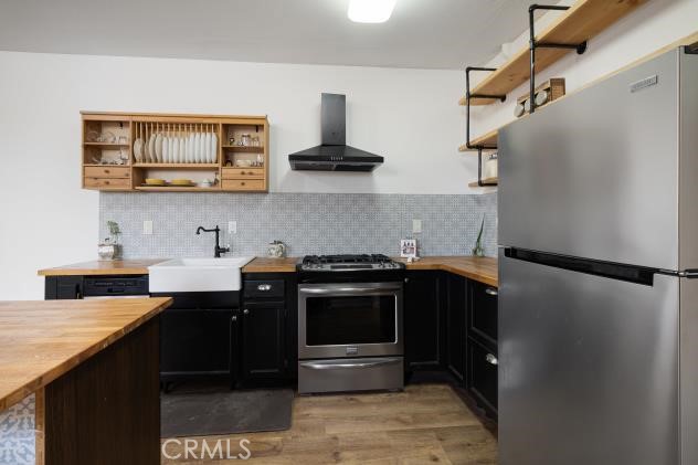 624 Corte Patio, Chula Vista CA: https://media.crmls.org/medias/e70eaef3-301b-4c49-962b-0fd0162b95d5.jpg