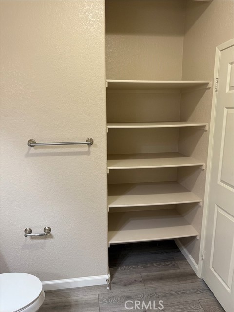 41410 Juniper Street, Murrieta CA: https://media.crmls.org/medias/e70f408c-14e2-4e36-8c0f-5b2302d13cf1.jpg