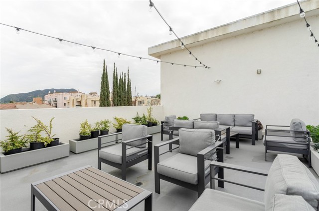 Detail Gallery Image 24 of 36 For 10652 Whipple St, North Hollywood,  CA 91602 - – Beds | – Baths