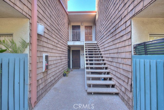 5700 Etiwanda, 212 photo 3