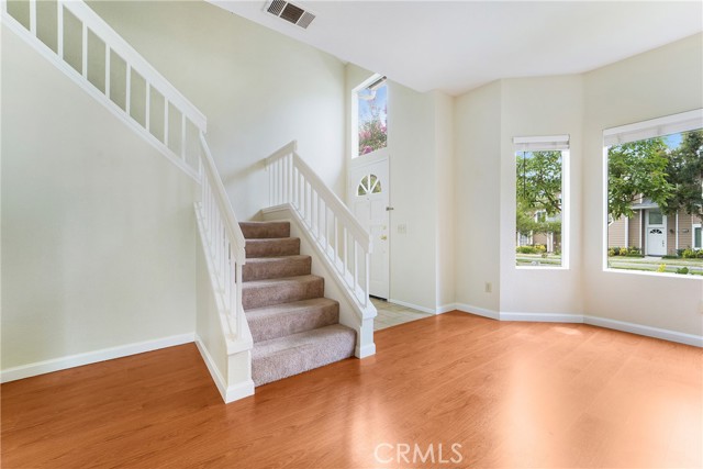 Detail Gallery Image 10 of 28 For 120 Monroe, Irvine,  CA 92620 - 3 Beds | 2/1 Baths