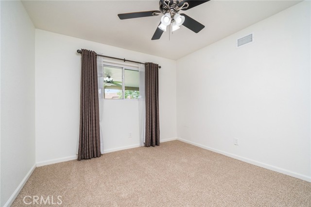 Detail Gallery Image 16 of 33 For 6329 Fillmore Ave, Rialto,  CA 92377 - 4 Beds | 2 Baths