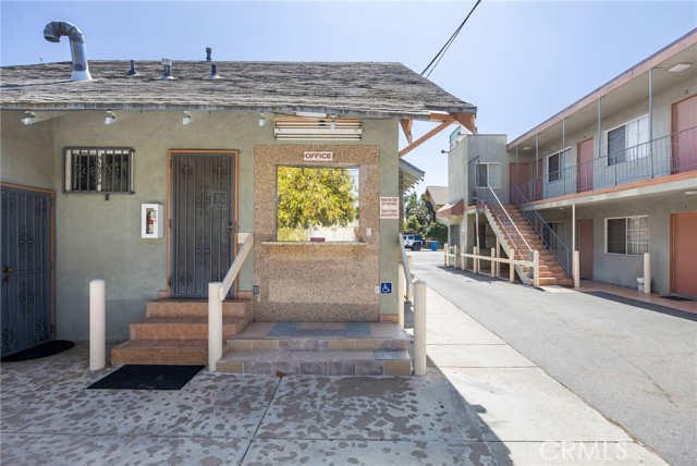  Commercial for Sale in Los Angeles, California