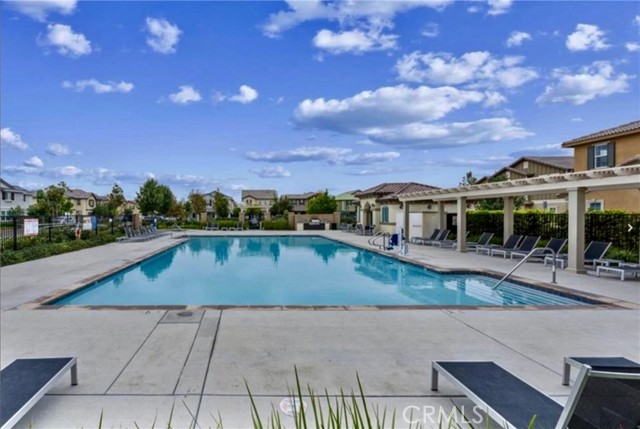7460 Jersey Street, Chino CA: https://media.crmls.org/medias/e7114f5f-7971-4335-a8ca-33ed32c22afb.jpg